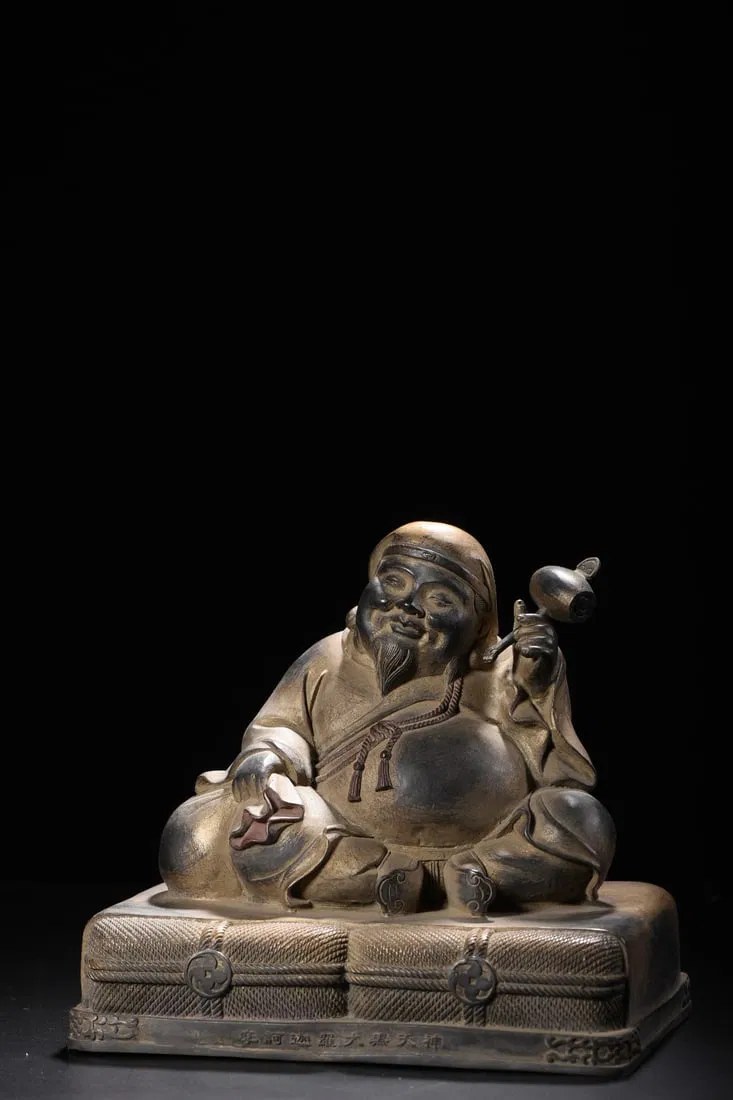 Golden Mahakala statue