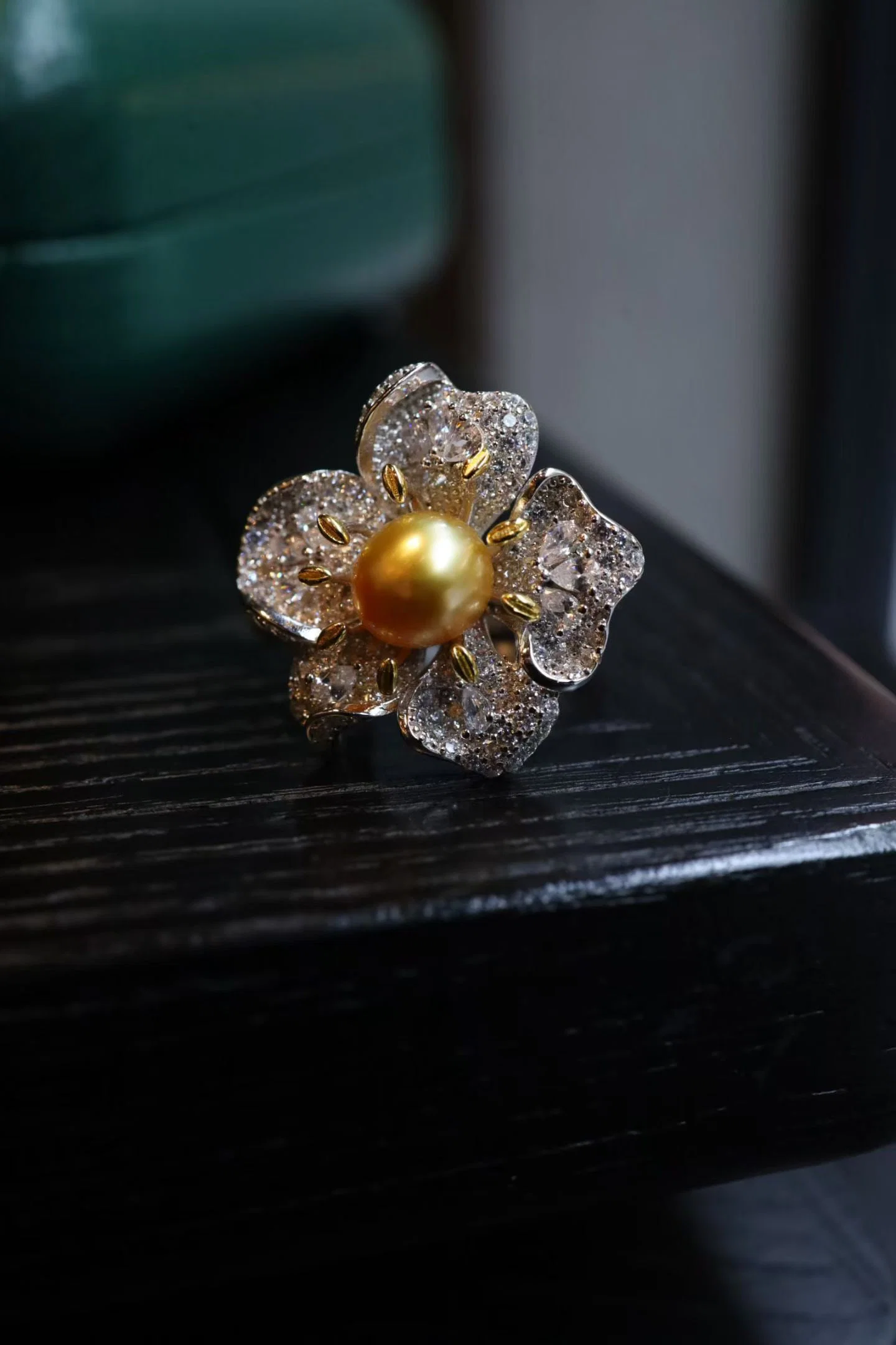 Golden South Sea Pearl Ring