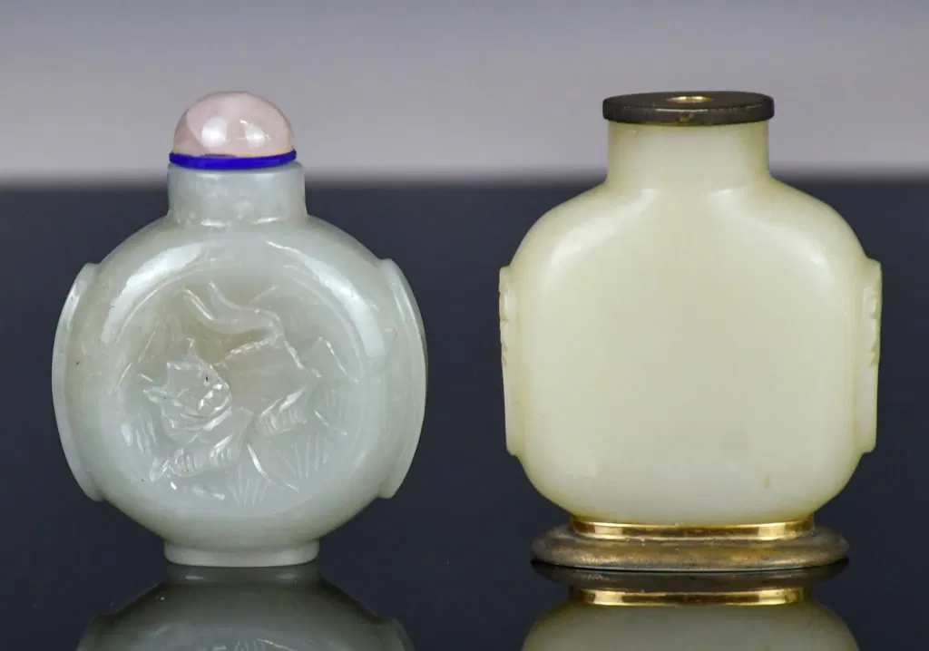 Group of 2 Jade Carved Snuff Bottles w/Std Republi