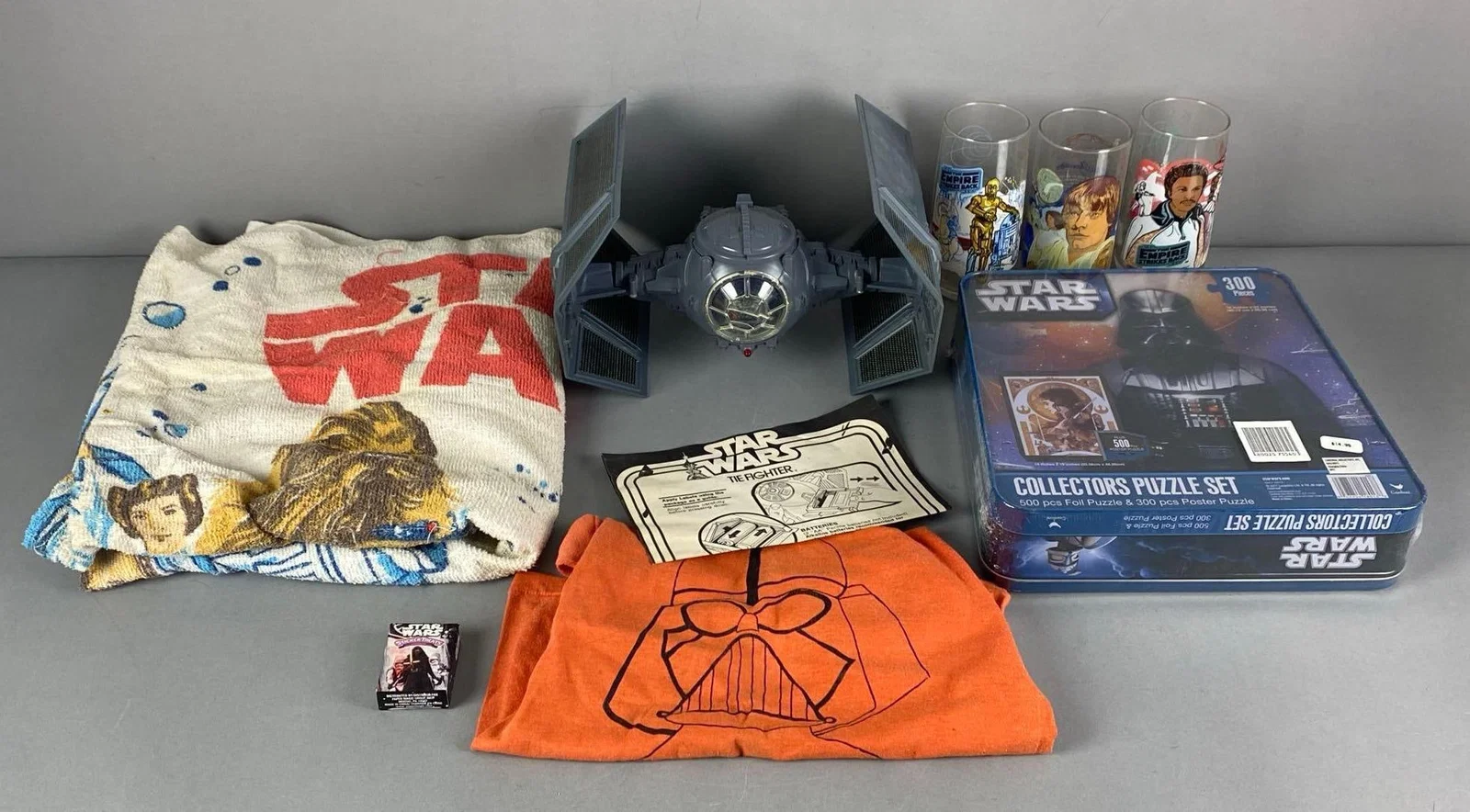 Group of Assorted Star Wars Items