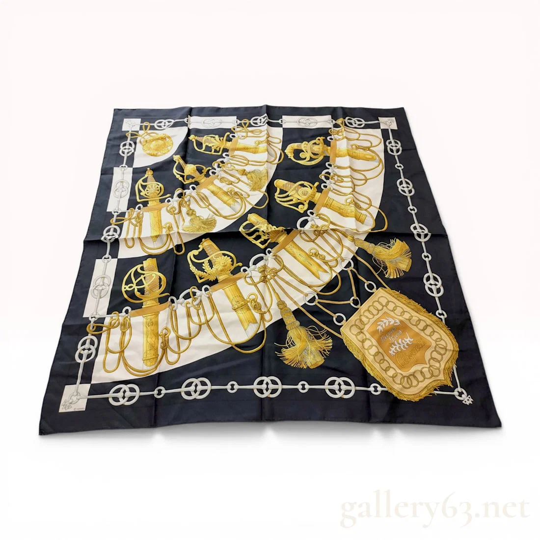 Herm?¨s Cliquetis 90cm Silk Carre Scarf