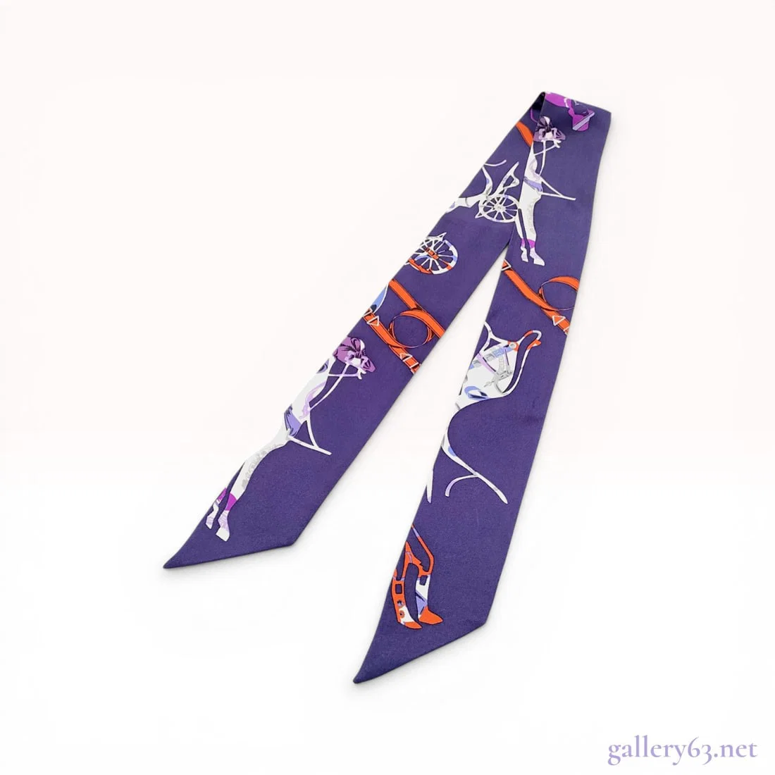 Herm?¨s Silk Twilly Scarf with Equestrian Motif