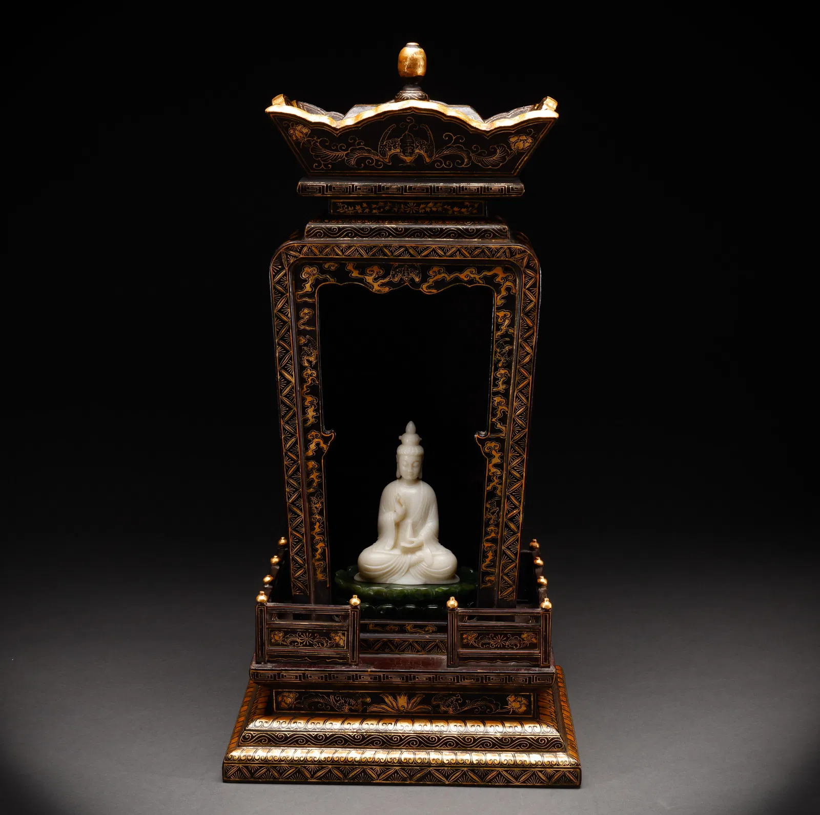 Hetian Jade Buddha of the Qing Dynasty (wooden Buddha niche)