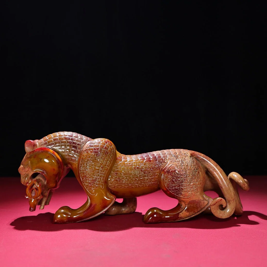 Hetian Jade Hand-Carved Tiger Sheep Statue Old