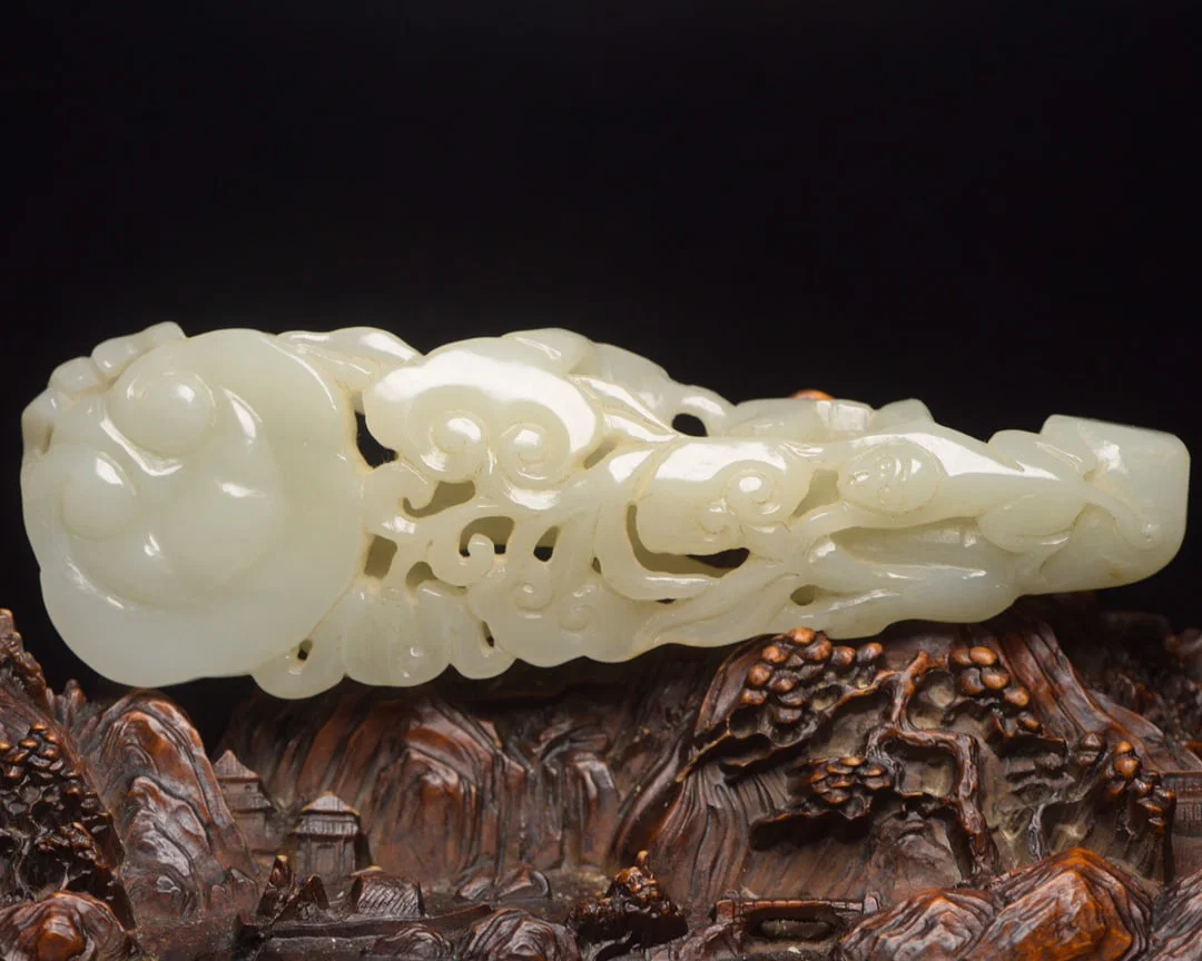 Hetian jade ruyi