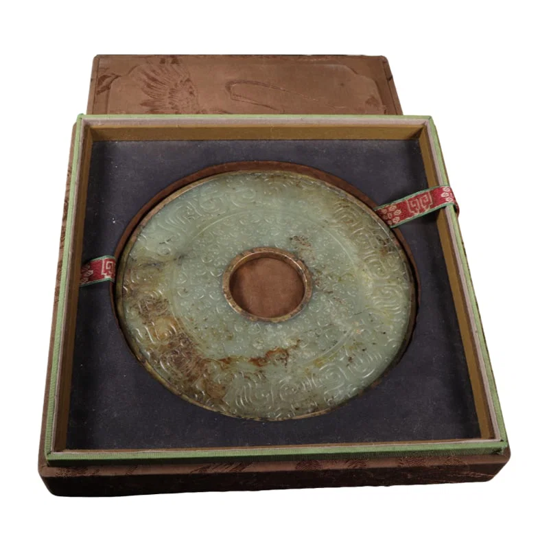 Hetian jade wrapped in copper cloud pattern jade bi