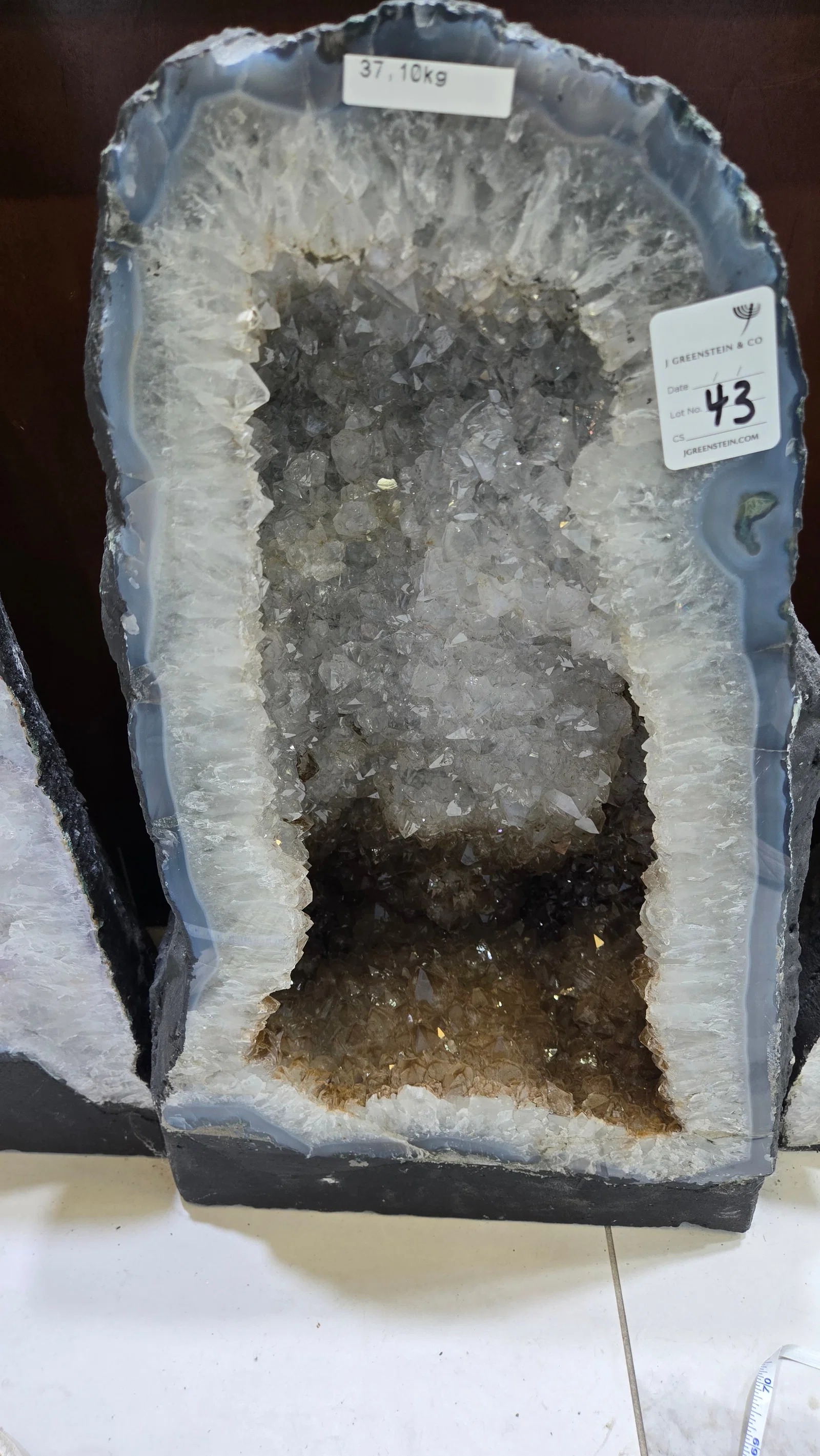 HIGHLY POLISHED AMETHYST GEODE. HUGE AND MAGNIFICENT