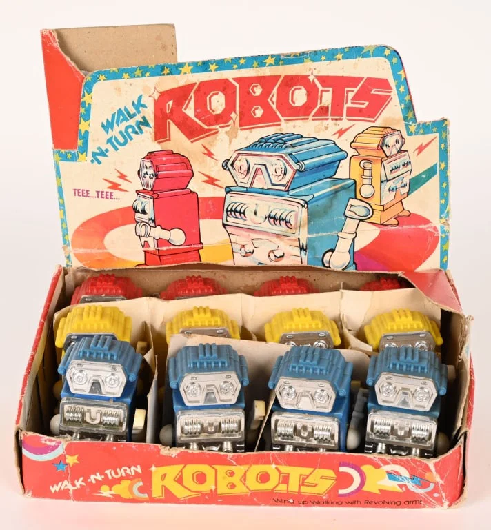 HONG KONG CASE OF WALK N TURN ROBOTS