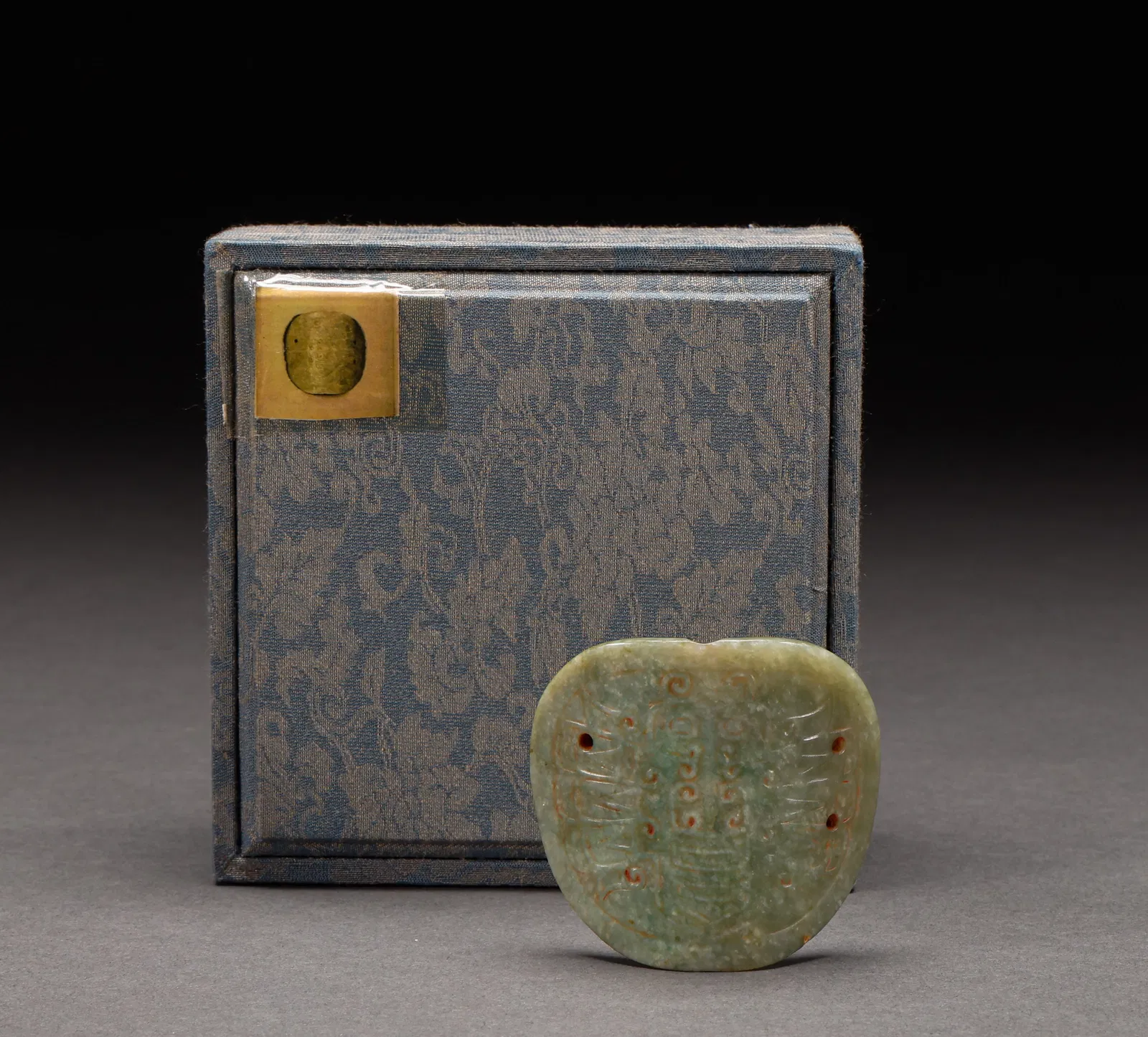 Hotan Jade accessories before the Ming Dynasty