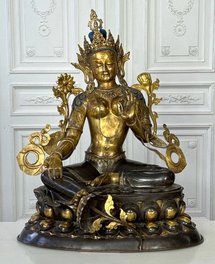 Important Large Sino-Tibetan Bronze Buddha