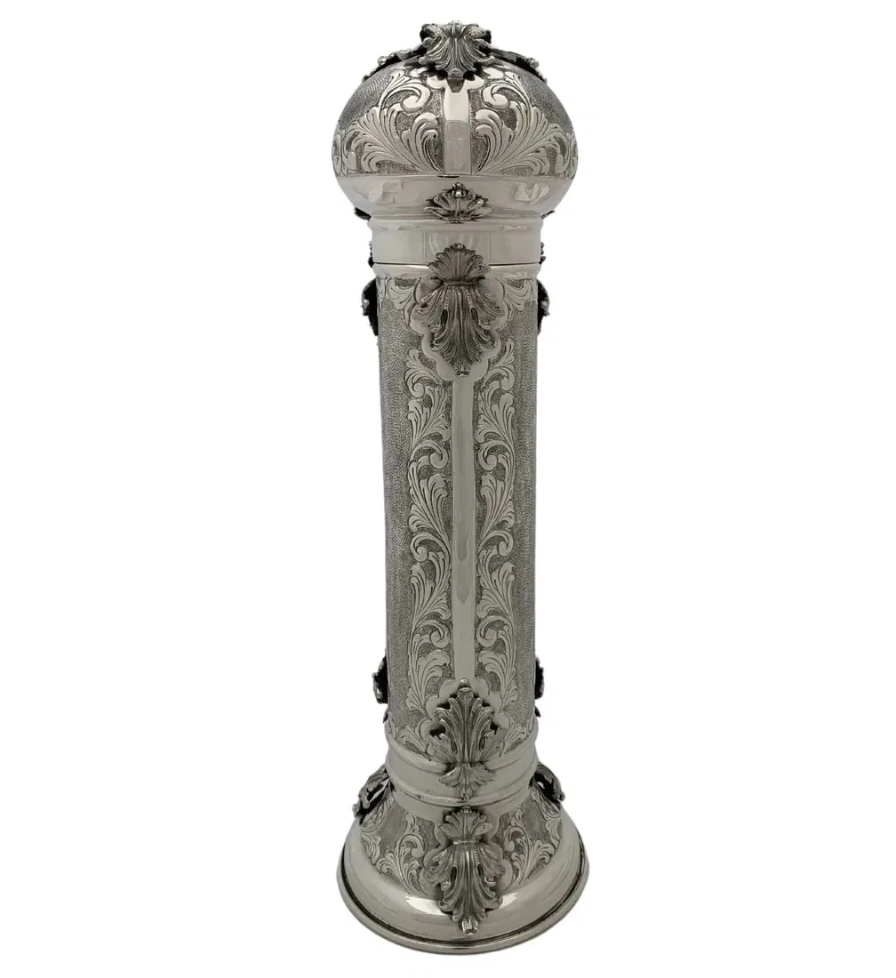 Italian 925 Sterling Silver Handmade Chased Leaf Megillah Holder