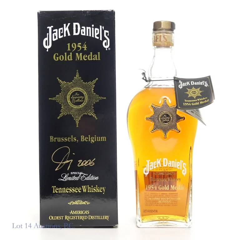 Jack Daniel's 1954 Gold Medal Tennessee Whiskey