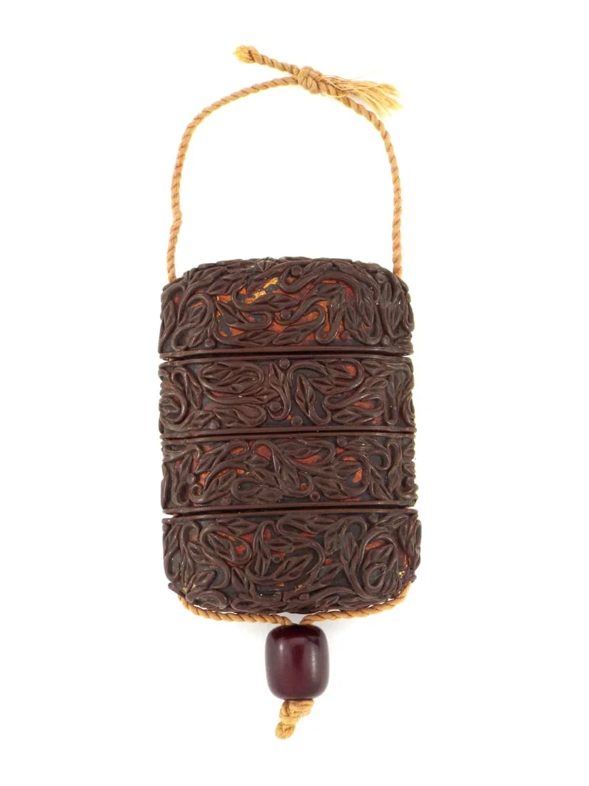 Japanese EDO INRO Medicine Case Deeply Carved