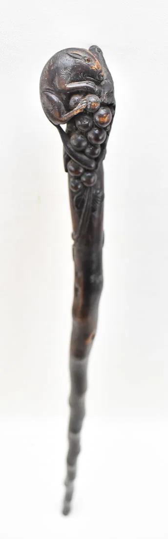 JAPANESE WALKING STICK WITH NETSUKE ANIMAL FIGURE