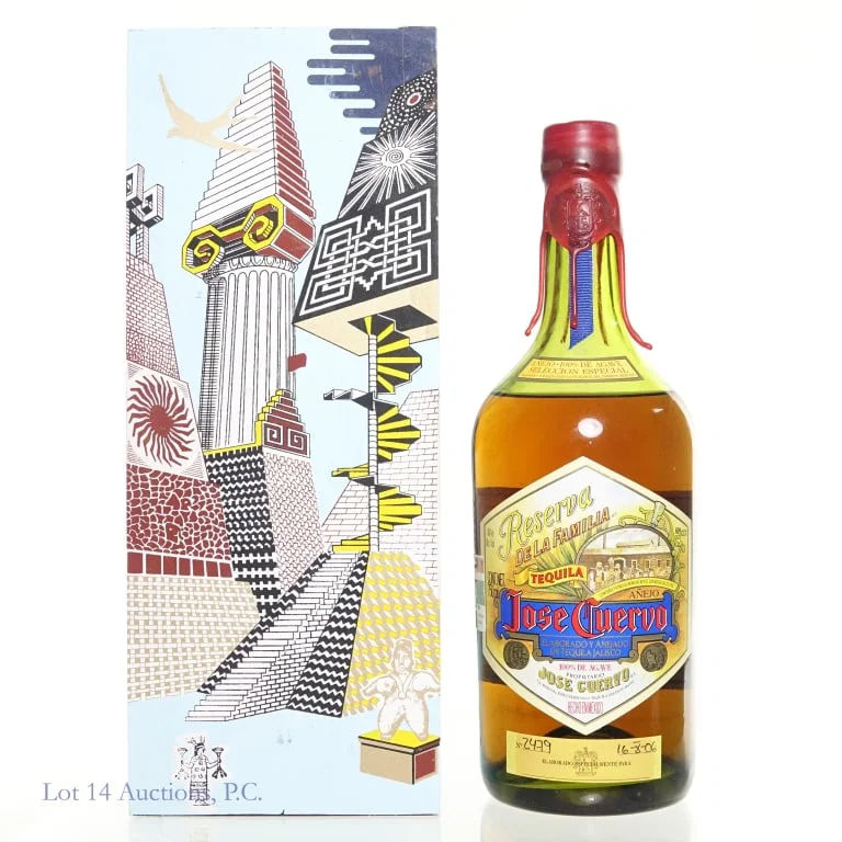 Jose Cuervo Reserva De La Familia Anejo 2007 *