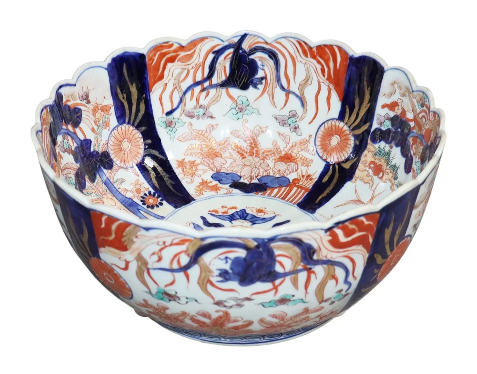 Large Japanese Imari porcelain bowl