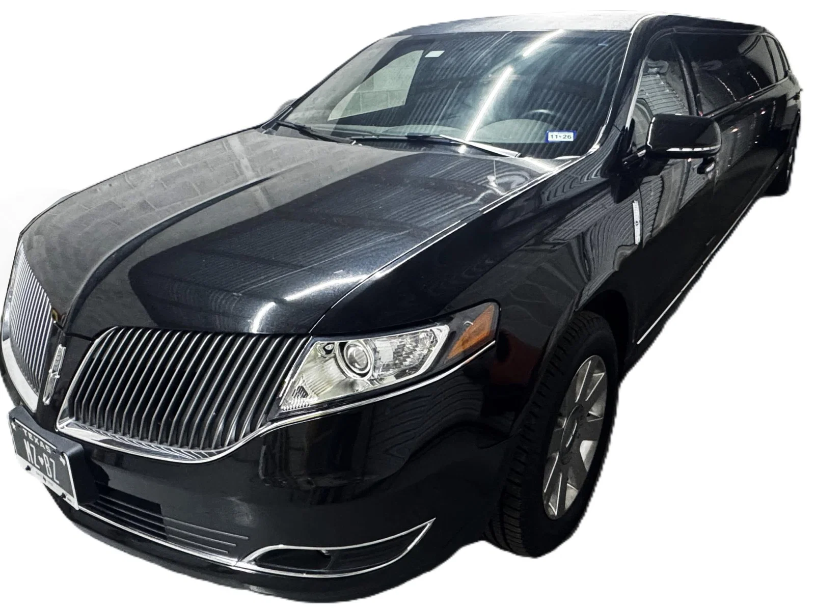 LINCOLN MKT STRETCH LIMOUSINE