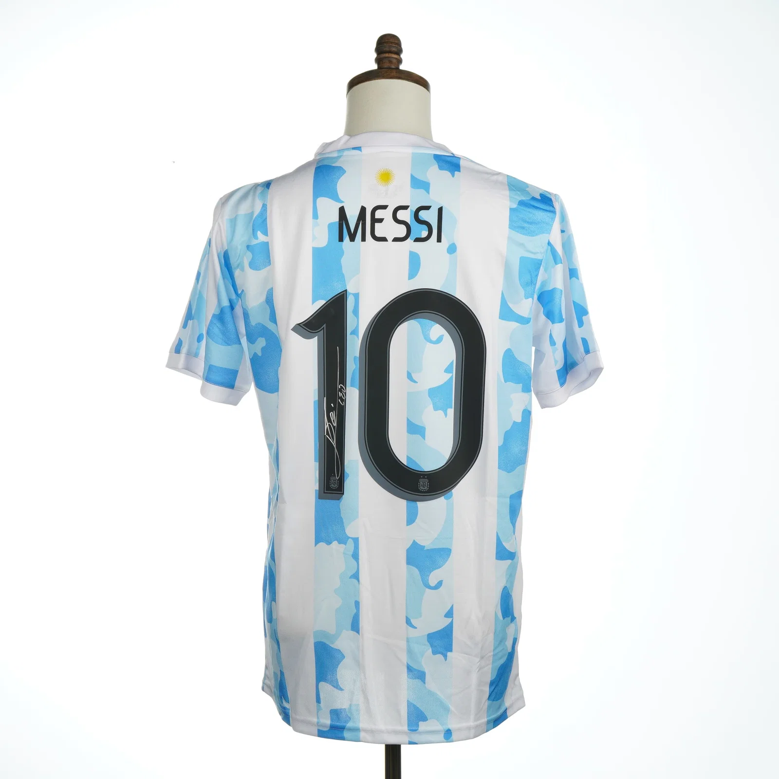 Lionel Messi Signed Argentina National Team Soccer Jersey 2021 2022 COA