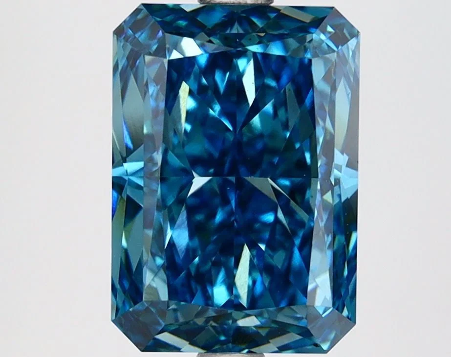 Loose Diamond - RADIANT 3.1ct Fancy Vivid Blue VS1