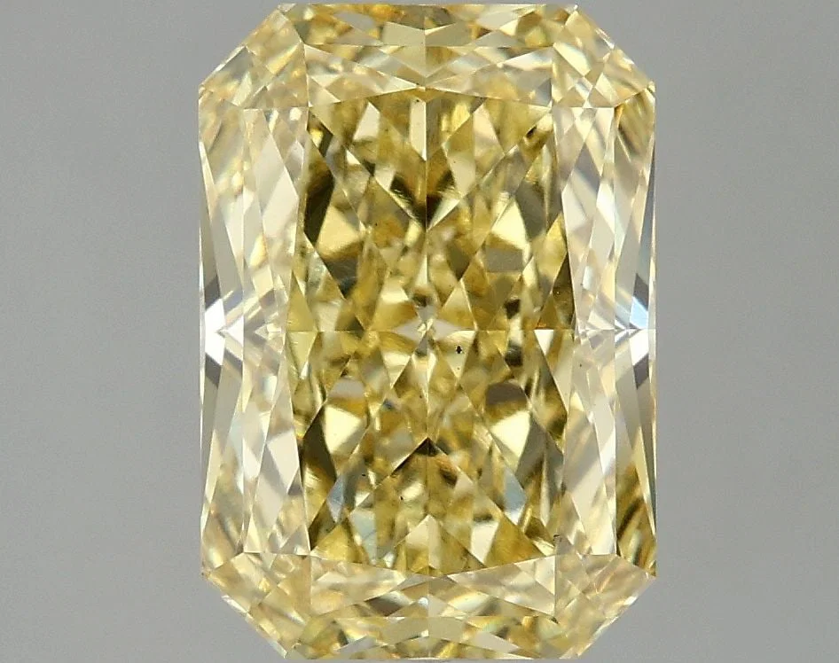 Loose Diamond - RADIANT 4.09ct Fancy Vivid Yellow VS1