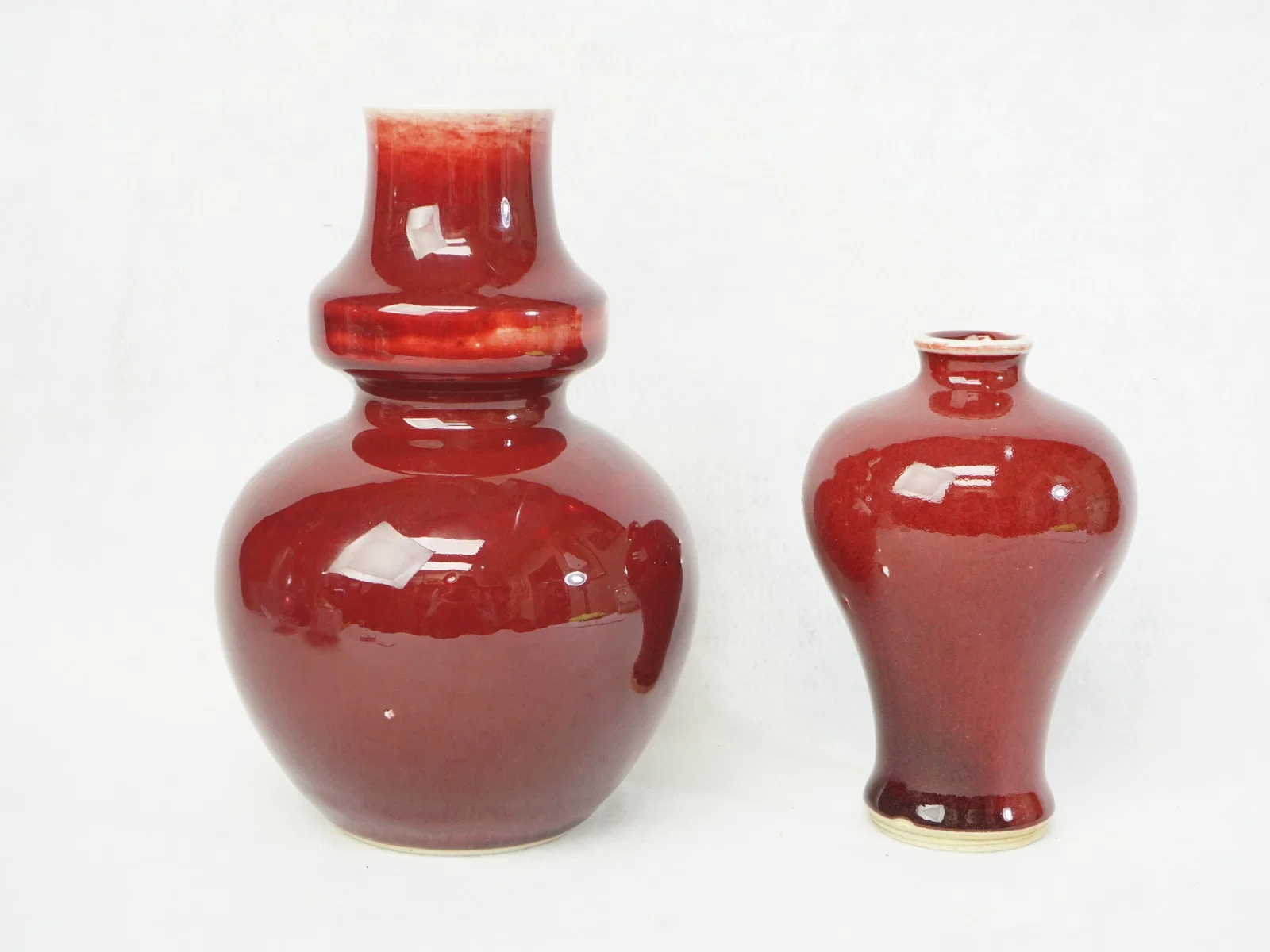 Lot of 2 Chinese Red Glazed Vases,19th/20th Century