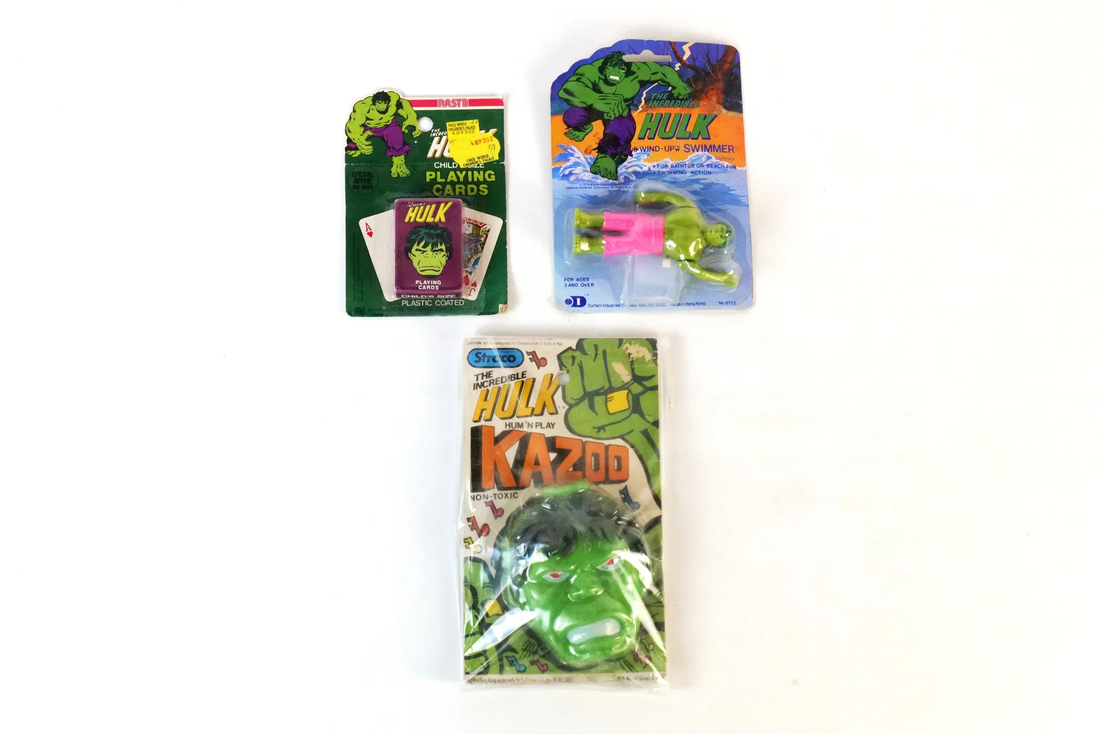 Lot of 3 Vintage Sealed Hulk Collectibles