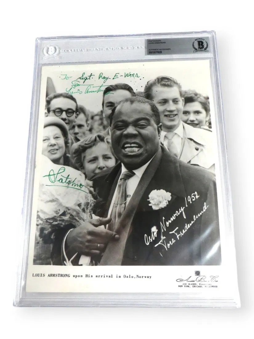 Louis Armstrong Autographed 8X10 Photo Beckett Authenticated 1952 Oslo