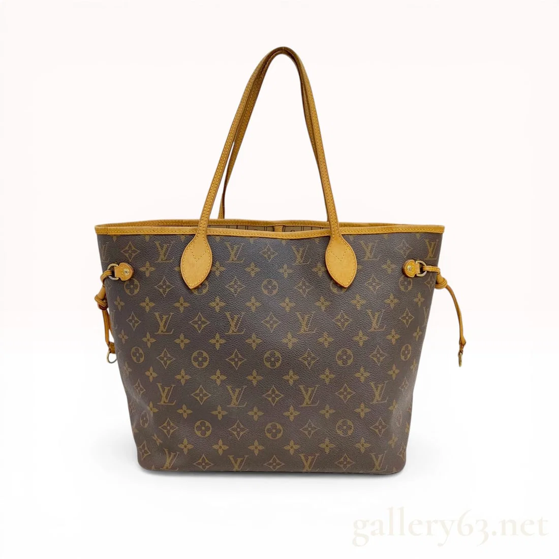 Louis Vuitton Monogram Neverfull MM Tote Bag