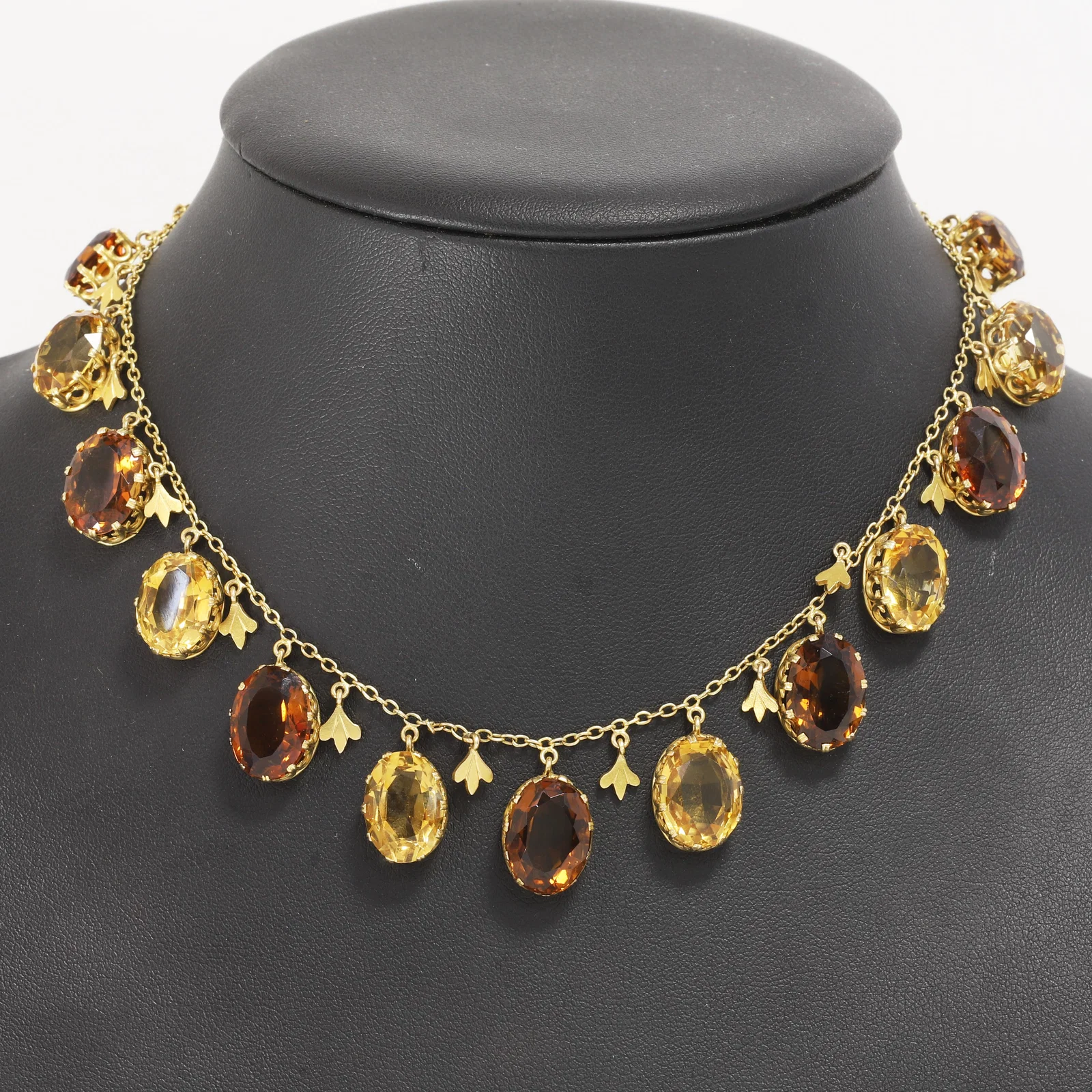 LOVELY ANTIQUE 2 COLOUR CITRINE DROP NECKLACE