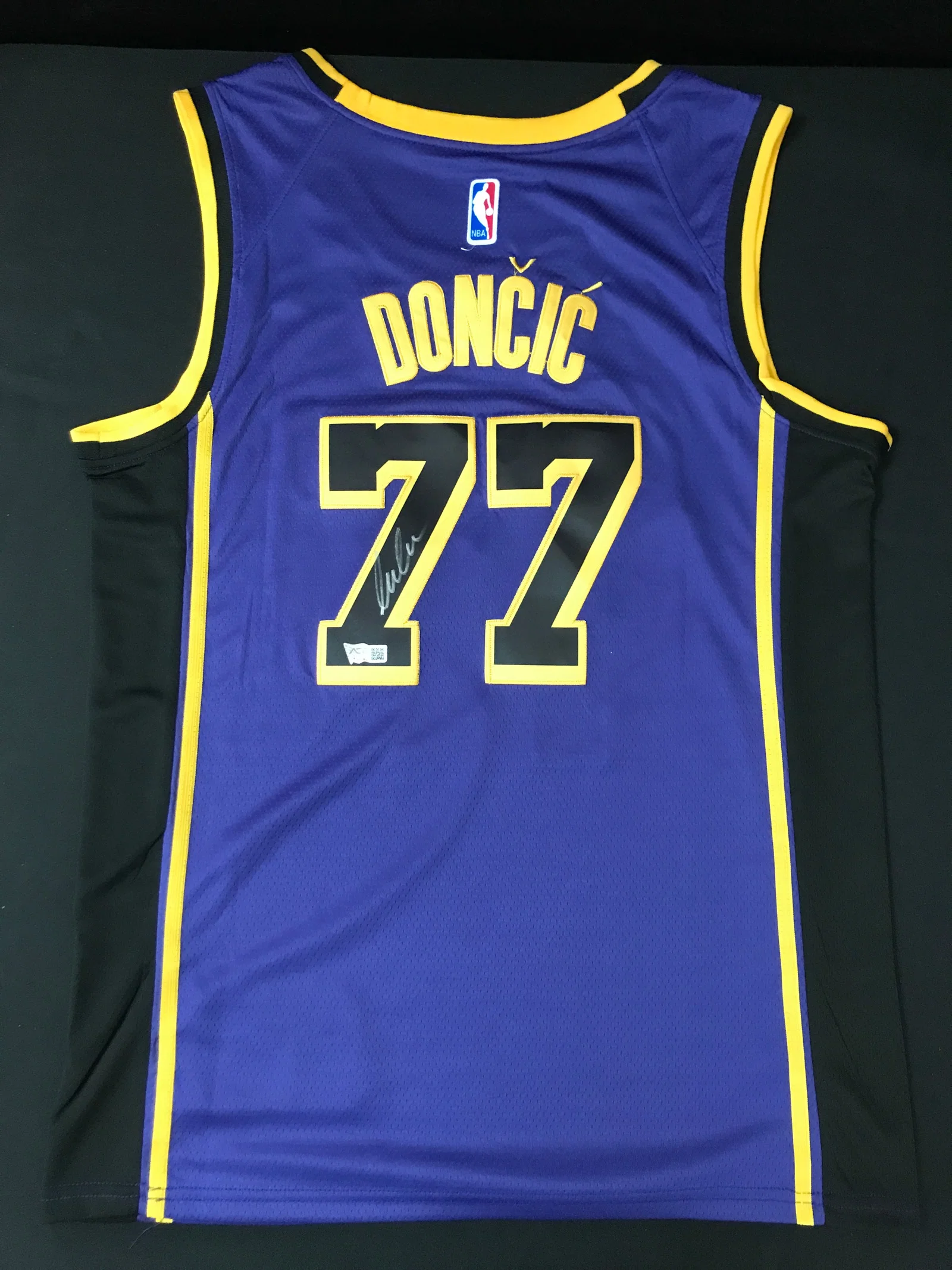 LUKA DONCIC SIGNED LOS ANGELES LAKERS CUSTOM JERSEY - ACE COA