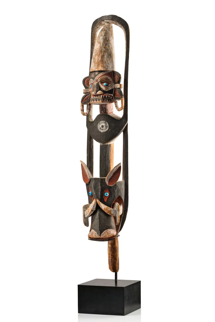 "Malagan" sculpture - Papua New Guinea - Bismarck Archipelago - New Ireland