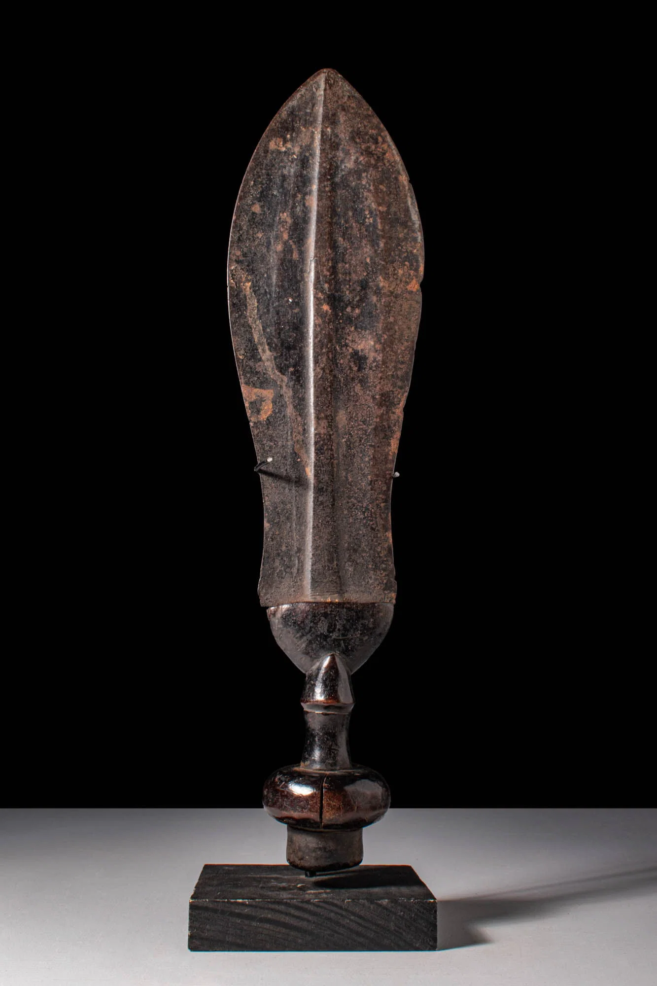 MANGBETU CEREMONIAL DAGGER