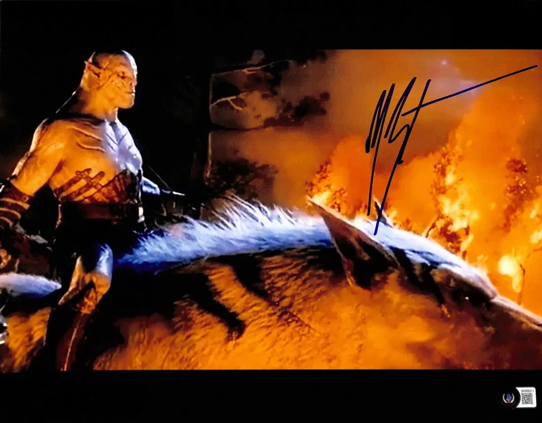 Manu Bennett Signed 11x14 Azog Photograph Beckett Authenticated