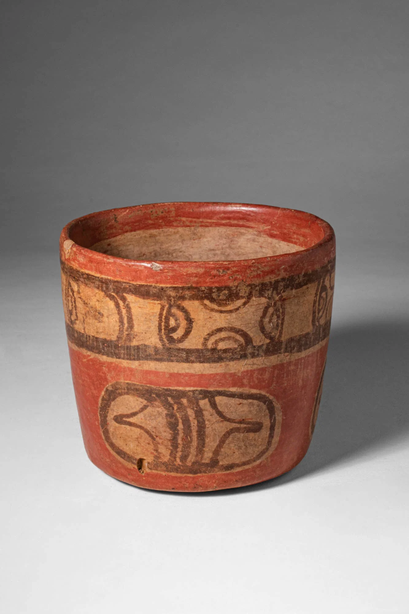 MAYA COPADOR POLYCHROME POTTERY CYLINDER VESSEL