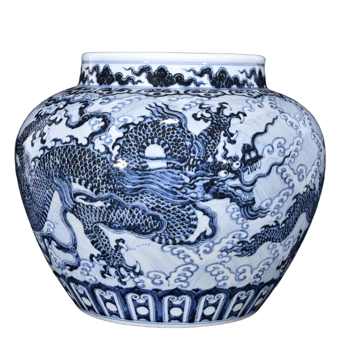 Ming Xuande Blue and White Dragon Jar