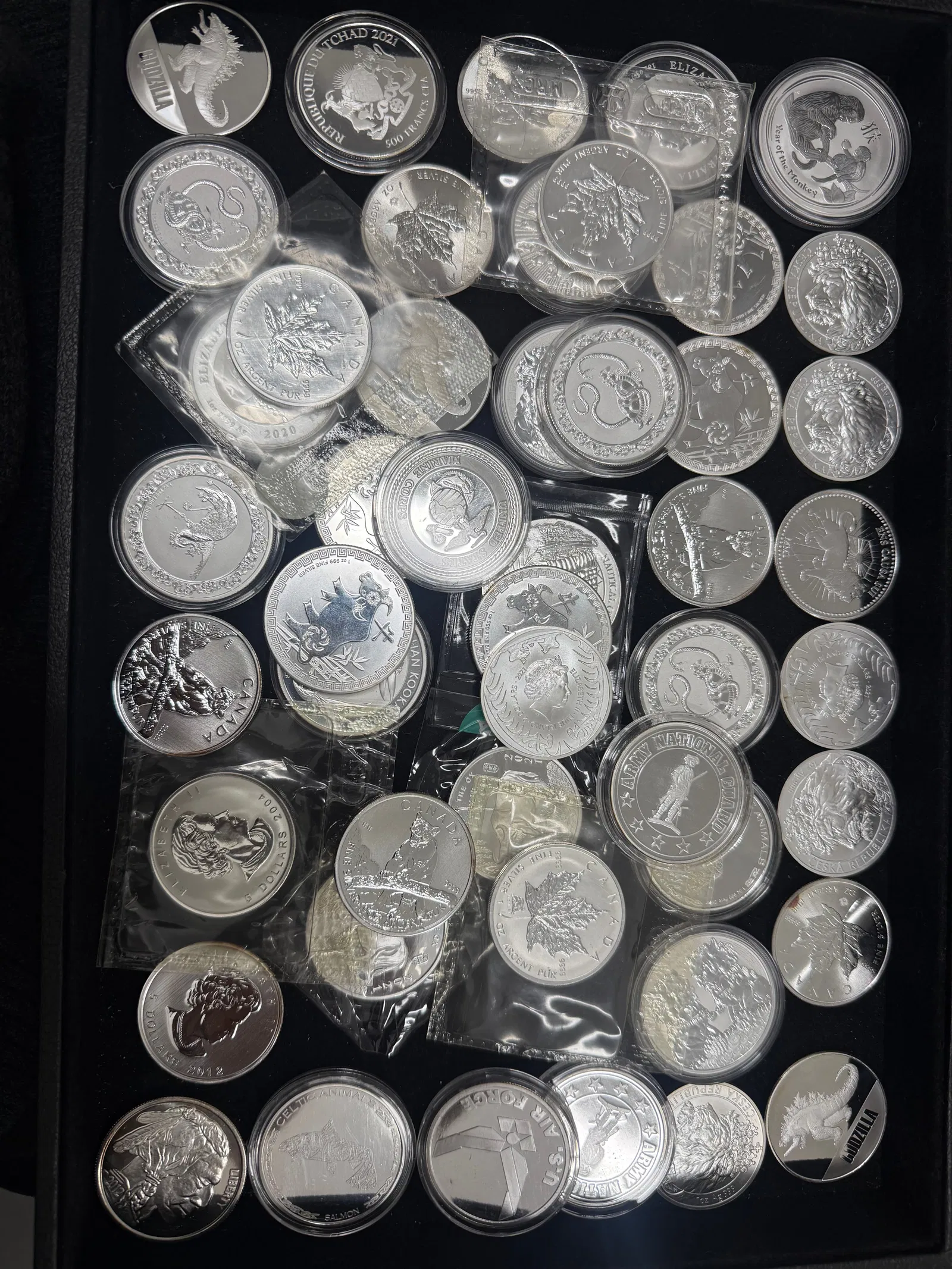 Mixed Lot Of Varying Mints including Canadian, NIUE, Chad Pure Silver 1 oun