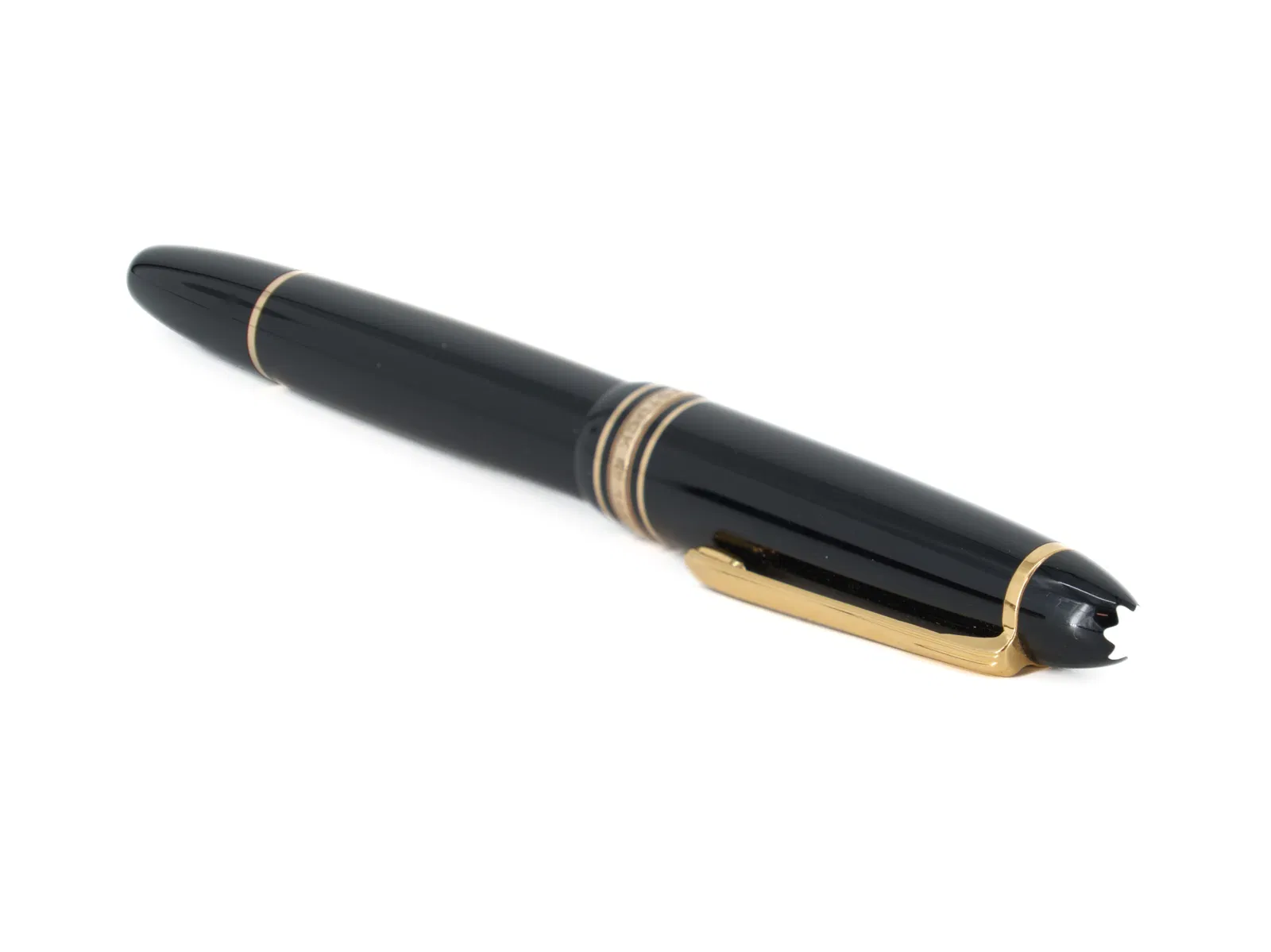 Mont Blanc fountain pen, Meisterstück No. 146, 585, 14 K gold nib, circa 1980