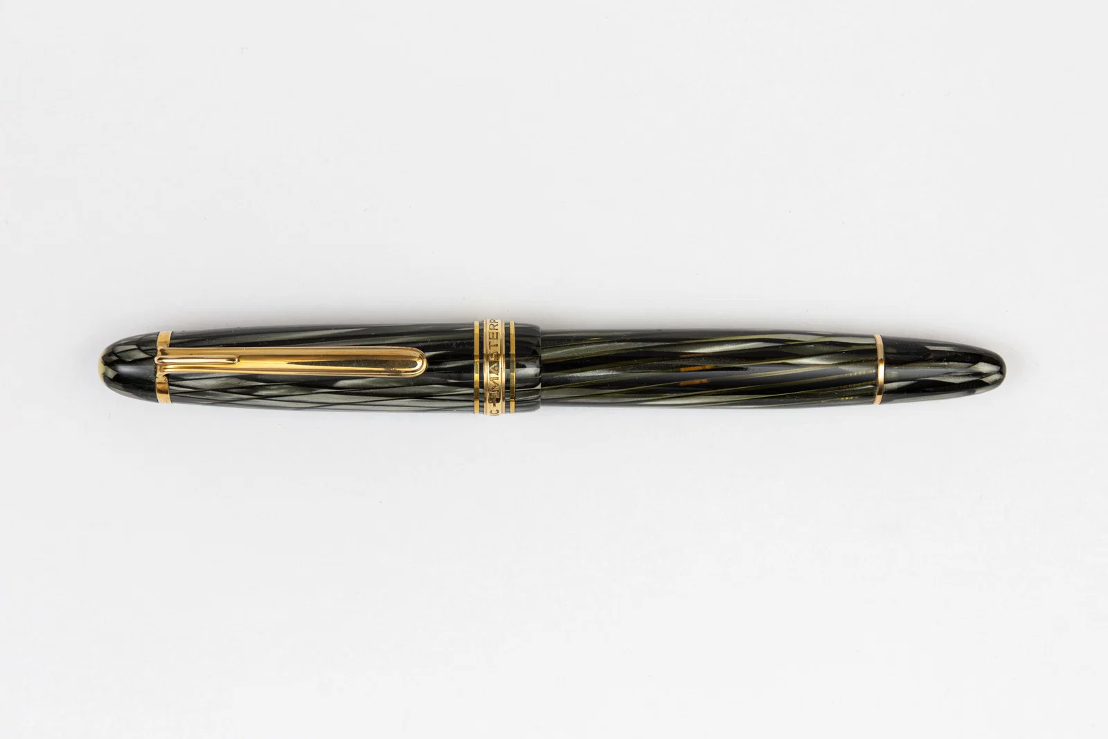 Montblanc 144 Grey Striated Celluloid Fountain Pen, OB Nib