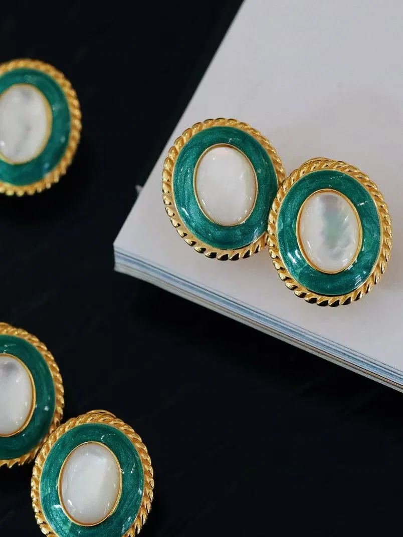 Mother-of-pearl earrings