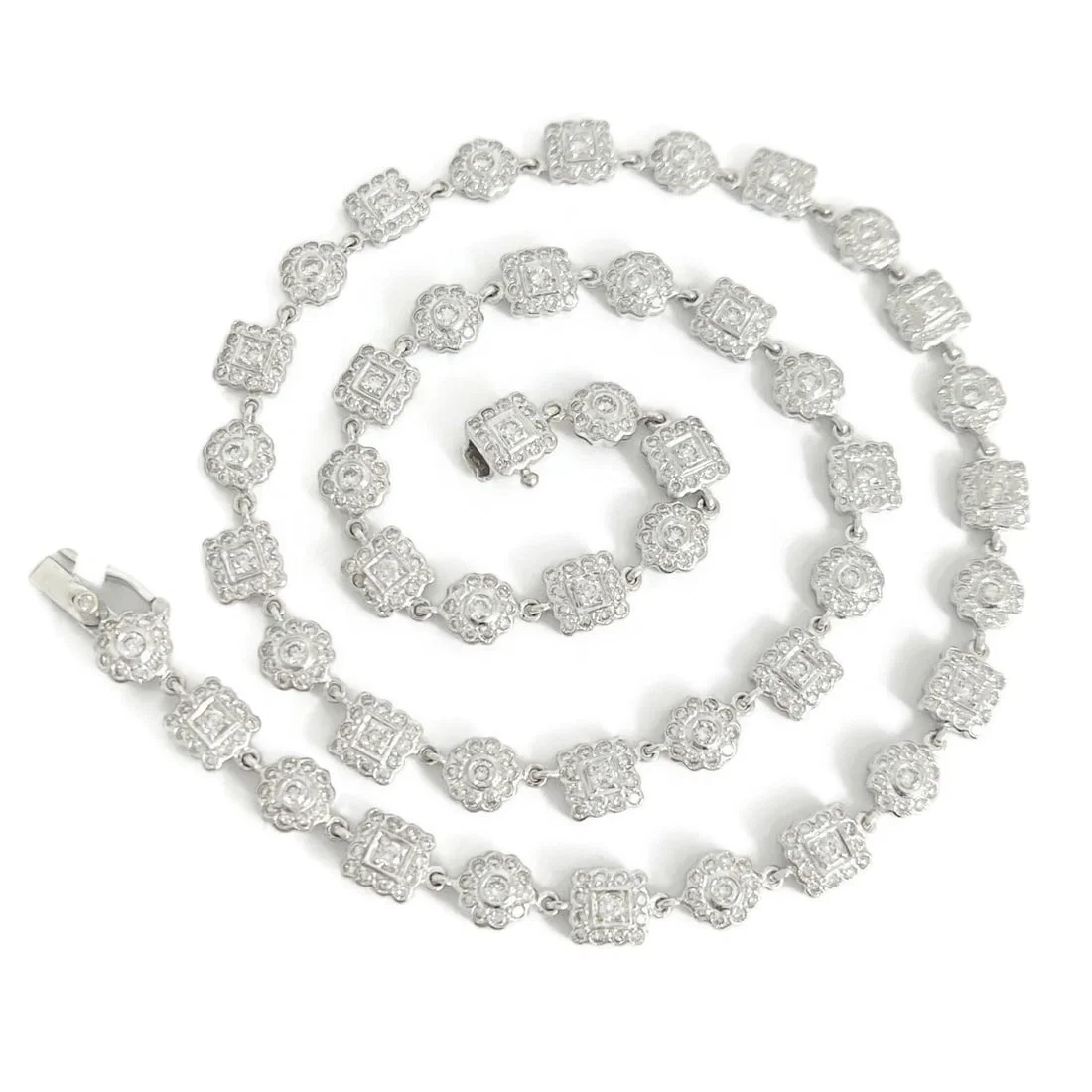 MULTISHAPE SQUARE ROUND HALO DIAMOND NECKLACE