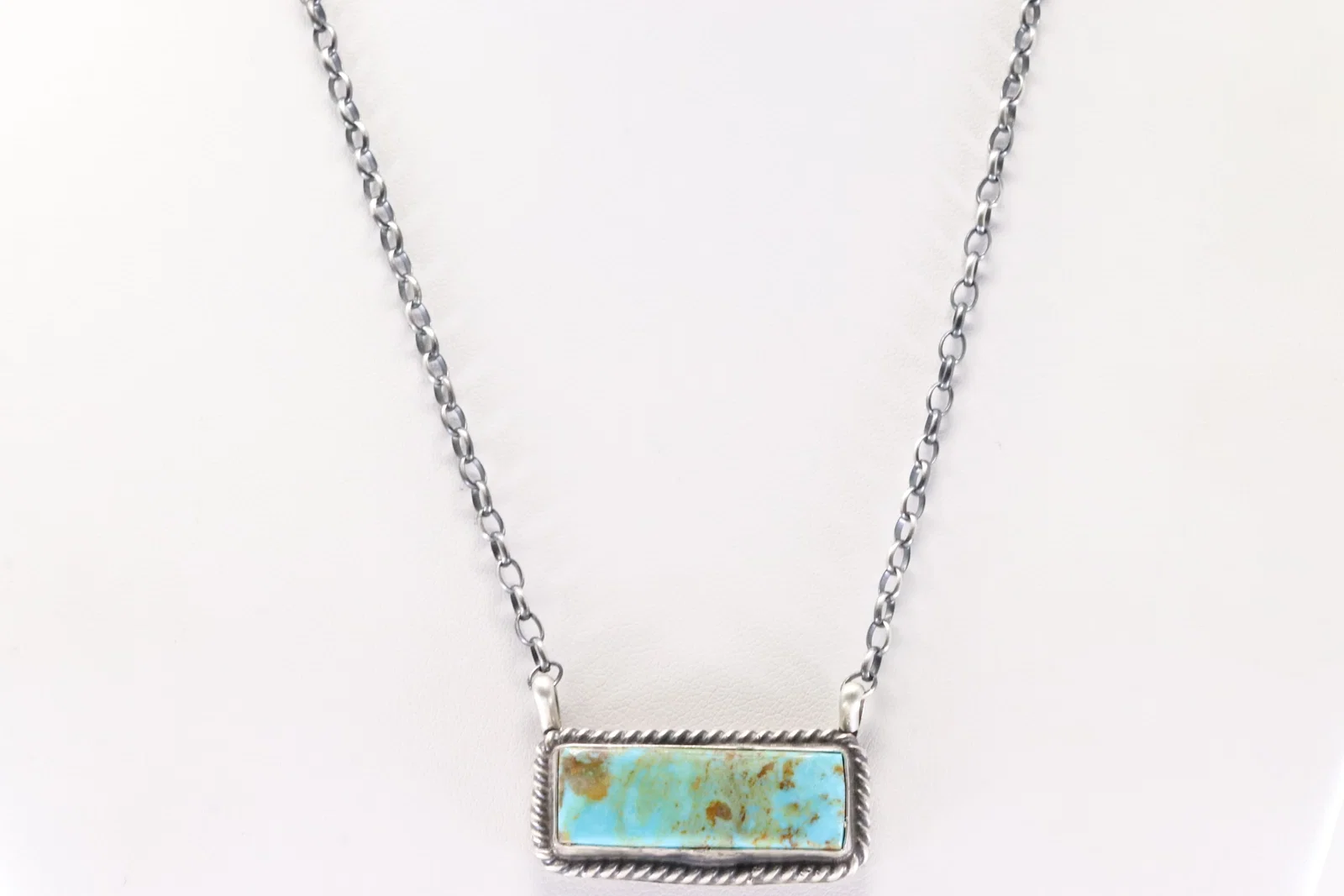 Native America Navajo Sterling Silver Kingman Turquoise Necklace By Donovan Skeets.