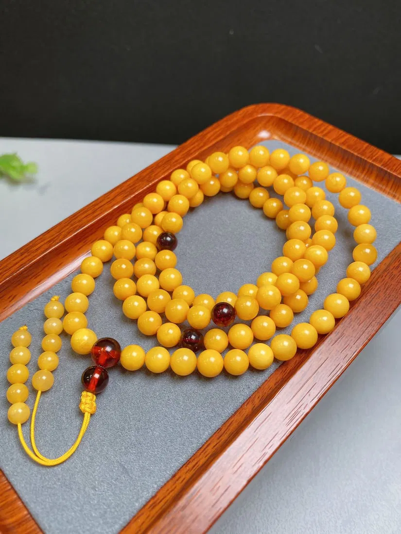 Natural amber bead necklace