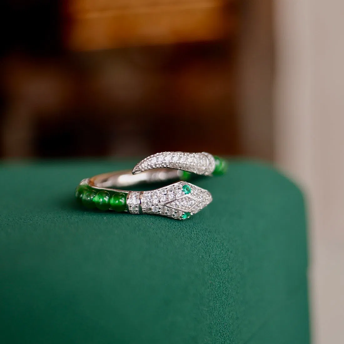 Natural jadeite snake-shaped ring with open design