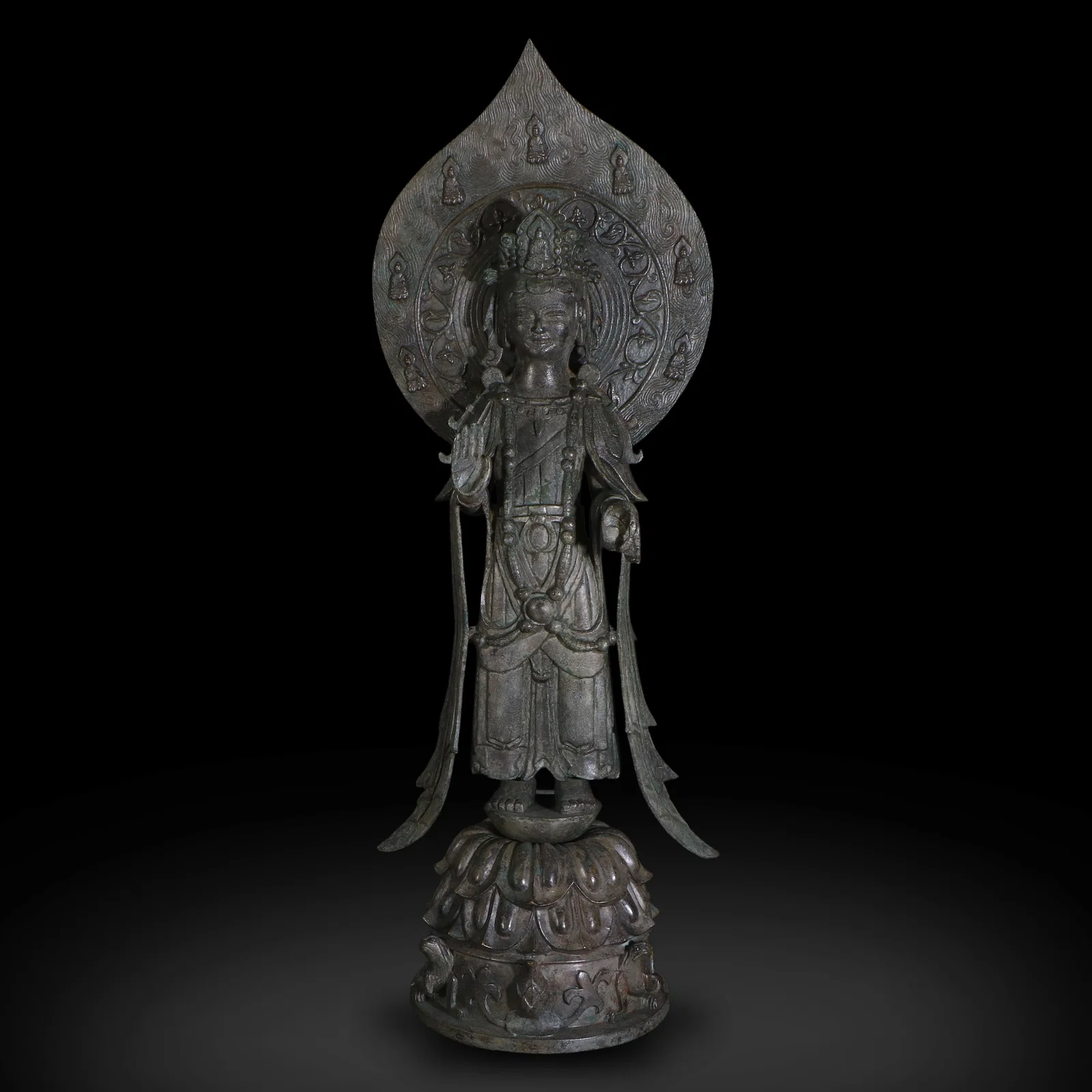 Northern Qi Dynasty Bronze Standing Statue of Avalokite?vara