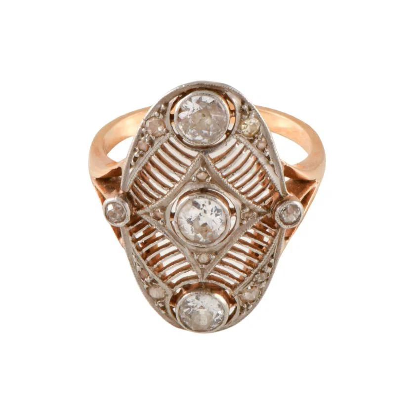 'Noucentista' ring.
