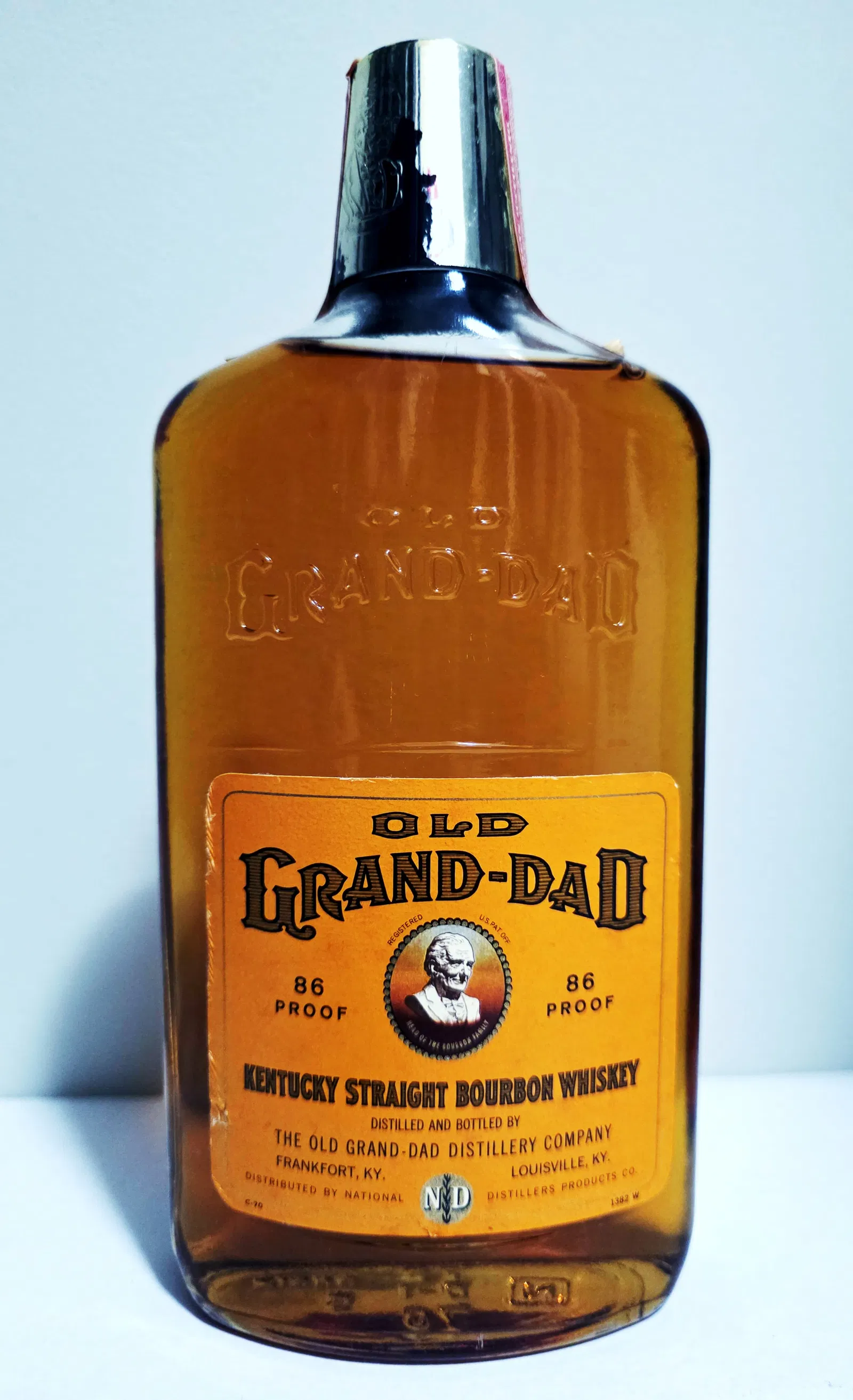 Old Grand Dad Bourbon Whiskey 1970 One Pint.