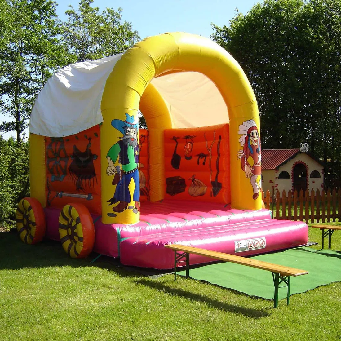 "Old West" Wagon Bouncy Castle with Tarpaulin Roof and 2000W SB Blower