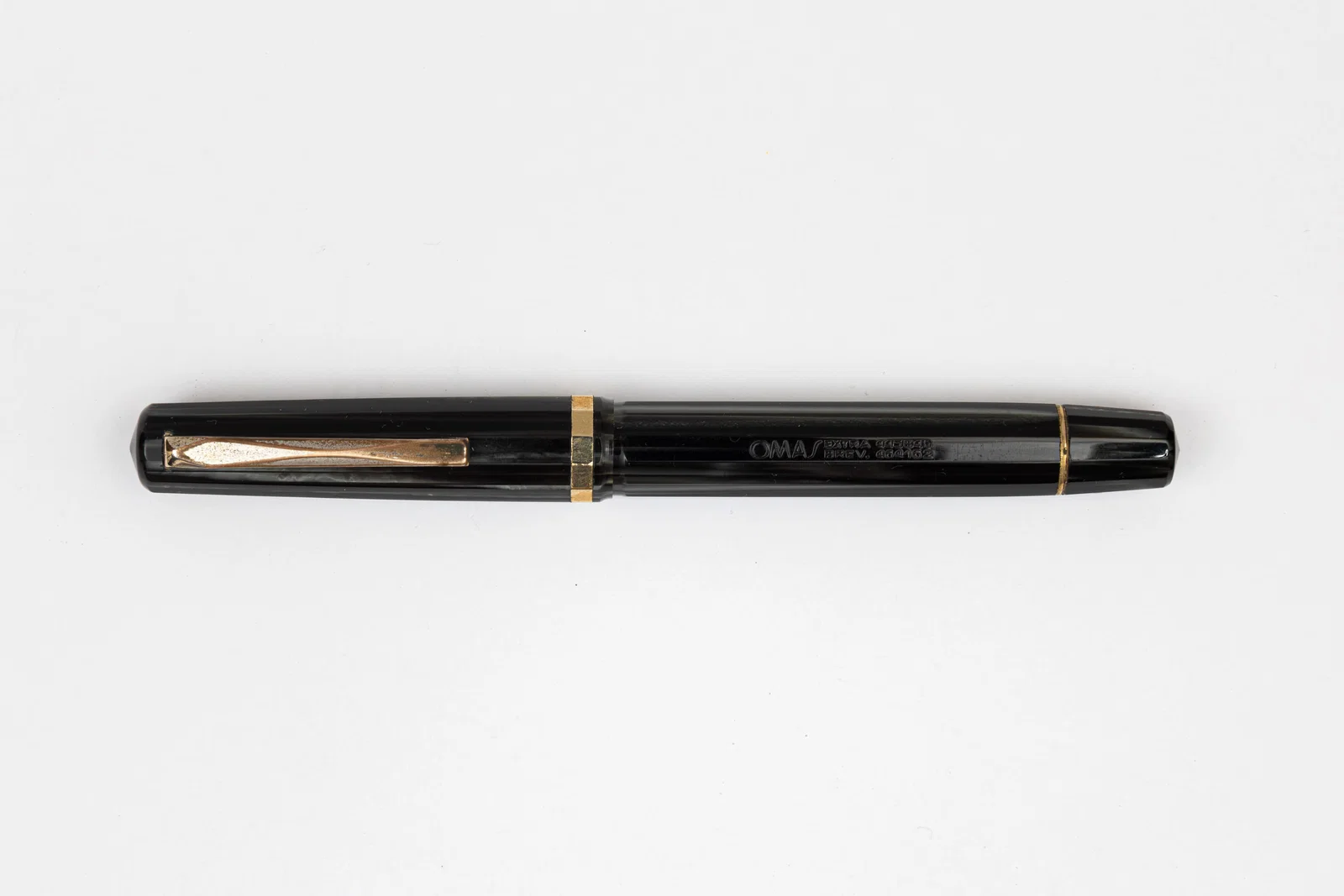 Omas 555F Grey Arco Faceted Fountain Pen