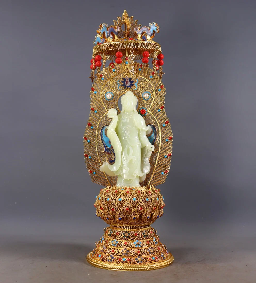 One Filigree Gilded Guanyin Statue Inlaid with Hetian Jade