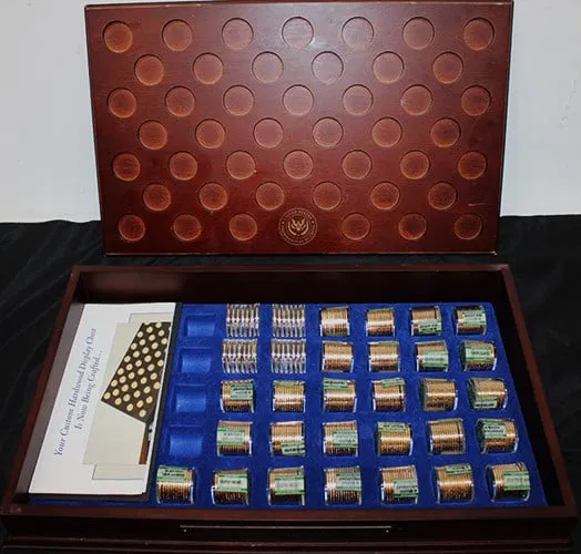 Over 350 Uncirculated 22K Gold Layered Presidential $1 Coins